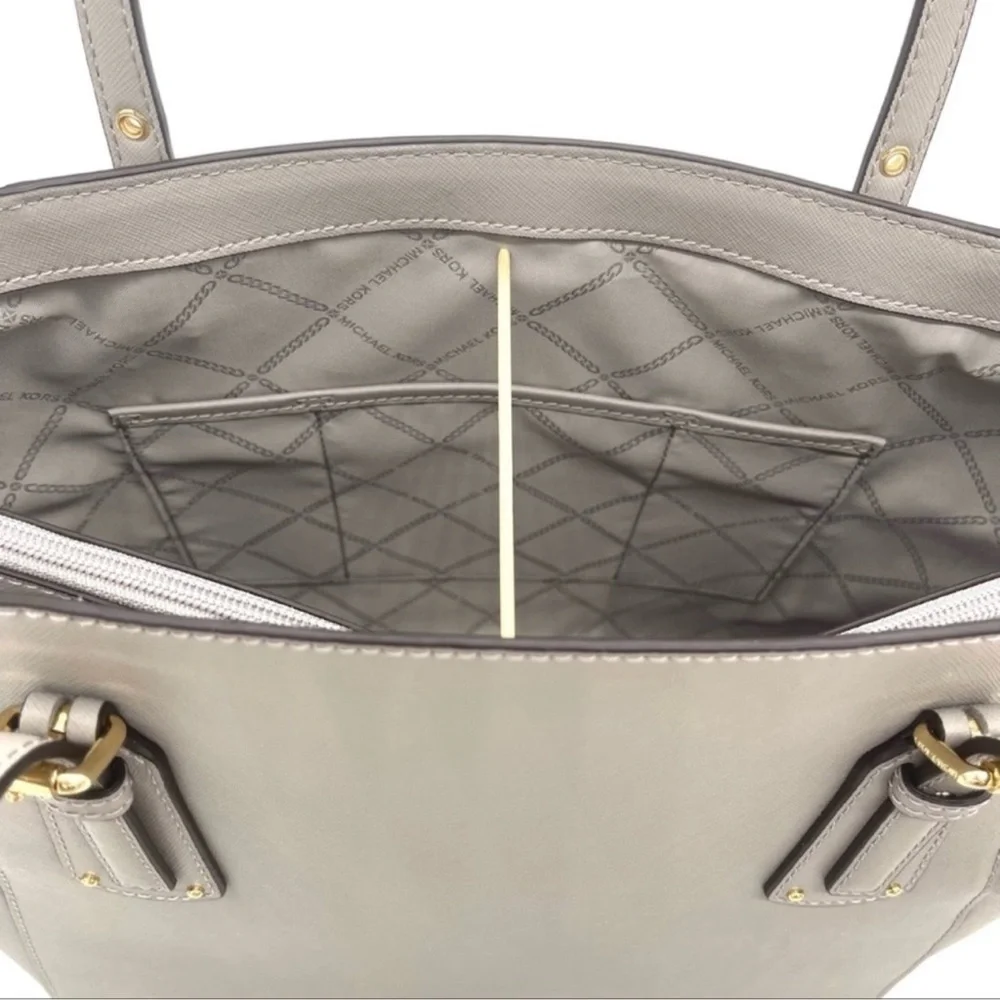 Michael Kors Voyager Tote Bag Grey